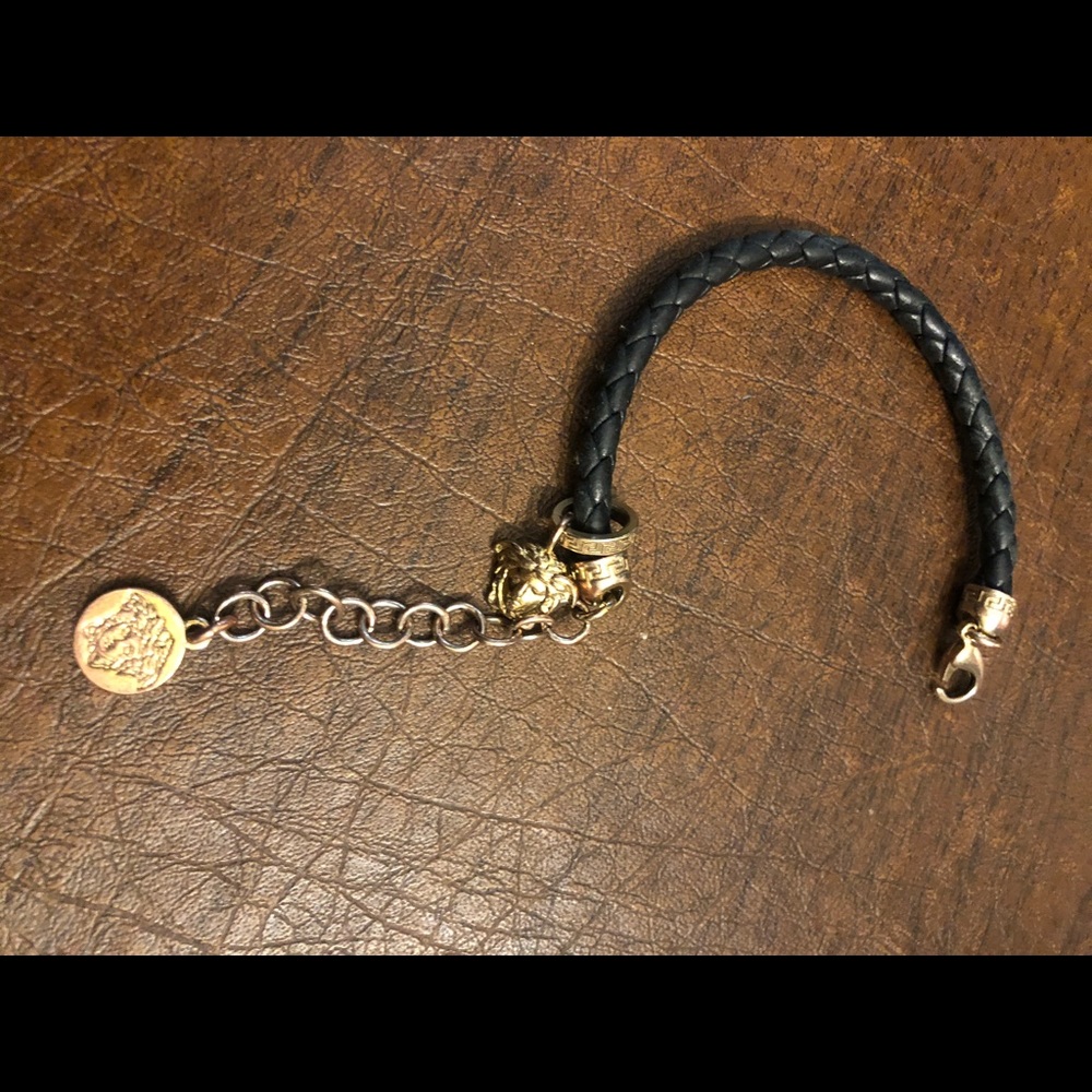 USED BRAIDED LEATHER CHARM BRACELET